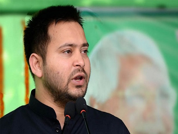 'जबरन राजद जिंदाबाद और लालू-तेजस्वी जिंदाबाद के नारे लगवाए'