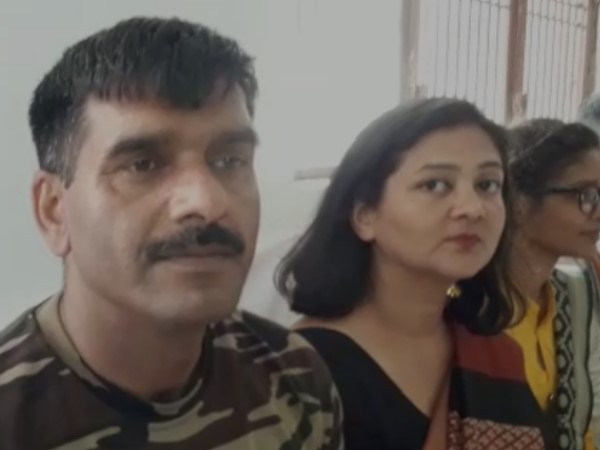 शालिनी यादव के लिए कैंपेनिंग कर रहे हैं तेज बहादुर