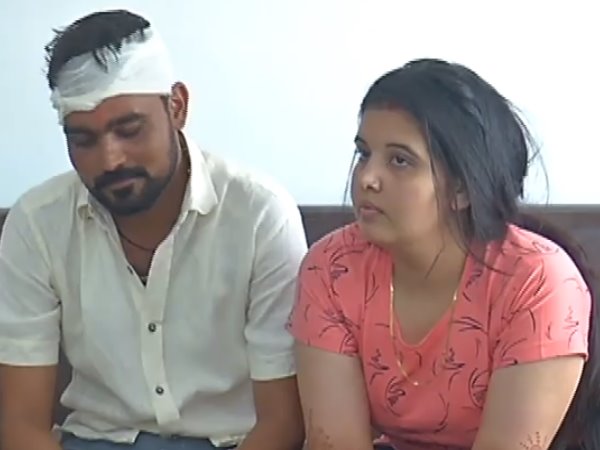 परिजनों से पहले दूल्हे से मिली परिजनों से पहले दूल्हे से मिली