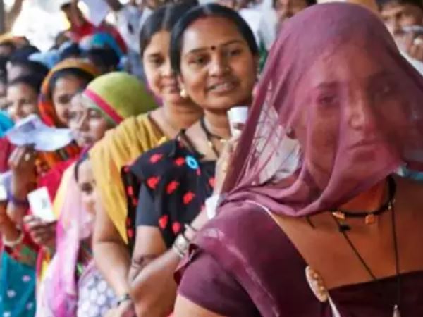 आदिवासी मतदाताओं से भरी है वलसाड सीट