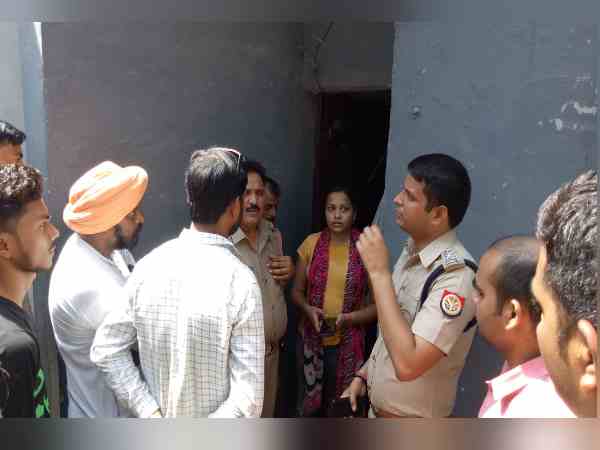 मौके से मिला तमंचा और खोखा 