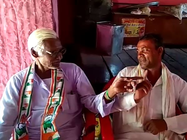 congress worker bapulal cuts hair after rahul gandhi defeat in Lok sabha lection