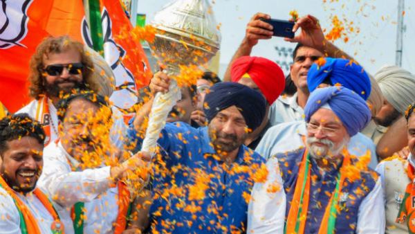 पंजाब के गुरदासपुर से जीते सनी देओल