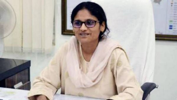 सरकारी स्कूलों के खराब होने का माहौल बनाया गया: कलेक्टर सरकारी स्कूलों के खराब होने का माहौल बनाया गया: कलेक्टर