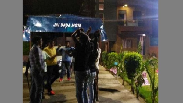 हथियारों के साथ 15 बदमाशों ने पुलिस ने दबोचा 