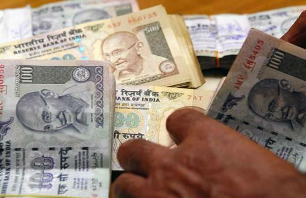  इन कर्मचारियों को तोहफा