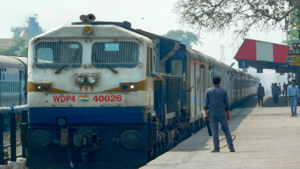 ट्रेन की टाइमिंग में बदलाव ट्रेन की टाइमिंग में बदलाव