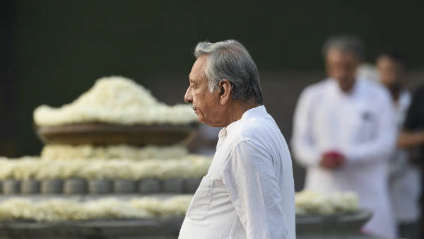 अय्यर ने इतिहास का हवाला भी यूं दिया