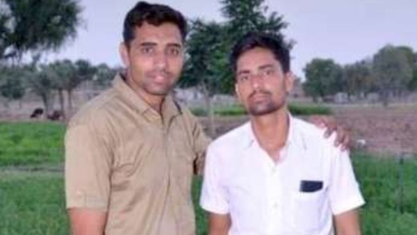 ऑपरेशन के बाद खुशी-खुशी सिंगरावट जा रहे थे दोनों भाई ऑपरेशन के बाद खुशी-खुशी सिंगरावट जा रहे थे दोनों भाई