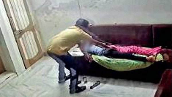 ​काफी देर बाद निकला बाहर