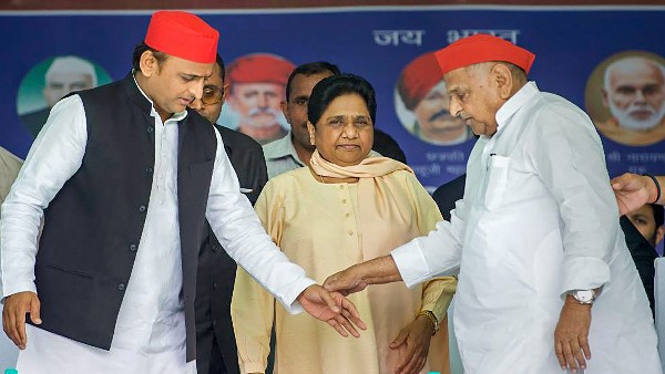 राजनीतिक रिश्ते ख़त्म