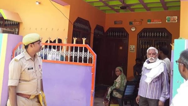 एक साल पहले हुई थी शादी