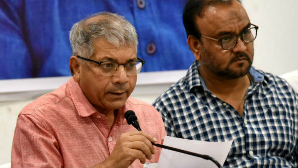 प्रकाश आंबेडकर का मुस्लिमों से मोहभंग