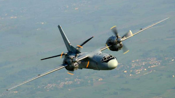 हर रैंक के ऑफिसर्स और जवान सवार हर रैंक के ऑफिसर्स और जवान सवार