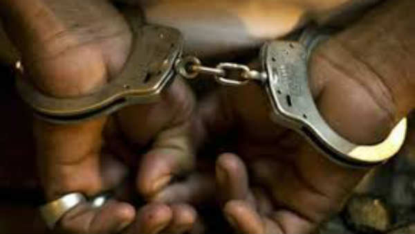 दिल्ली: ABP न्यूज के दो पत्रकारों पर गोलियां बरसाने वाले हमलावर गिरफ्तार दिल्ली: ABP न्यूज के दो पत्रकारों पर गोलियां बरसाने वाले हमलावर गिरफ्तार