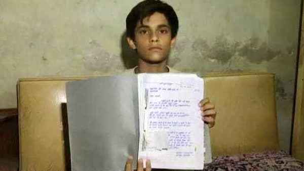sarthak tripathi wrote 37th letter PM Modi to help his father