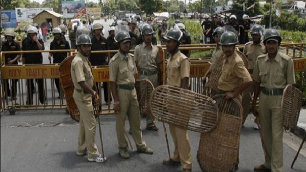 भाटपारा में हिंसा के दौरान 2 लोगों की मौत हुई थी