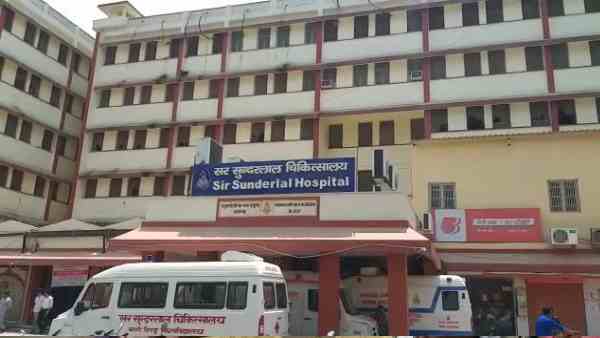 BHU hospital doctors on strike after kolkata incident