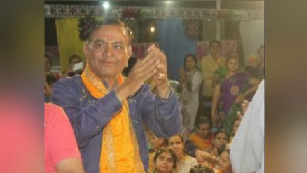 BJP Corporators husband slapped deputy engineer in rajkot