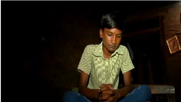 सरकार ने आदिवासियों के लिए 20000 करोड़ दिया, लेकिन..