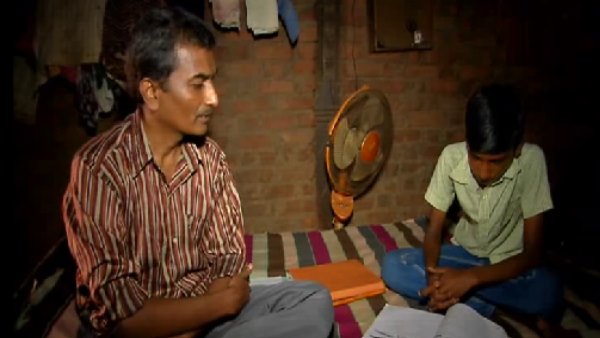 हादसे की वजह से नहीं मिल पाई नौकरी, लेकिन बुलंद हैं पिता के इरादे