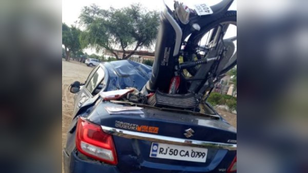 मुर्दाघर में रखवाए शव