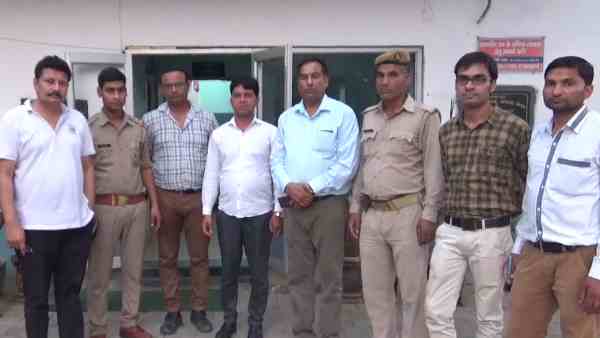 illegal gender test racket busted by officers illegal gender test racket busted by officers