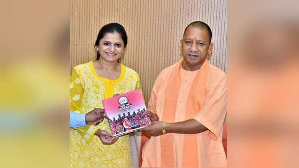 योगी बोले- इनकी यात्रा 21वीं सदी में सशक्त भारतीय नारी का प्रतीक