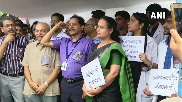 हड़ताल पर हैं कई राज्यों के डॉक्टर