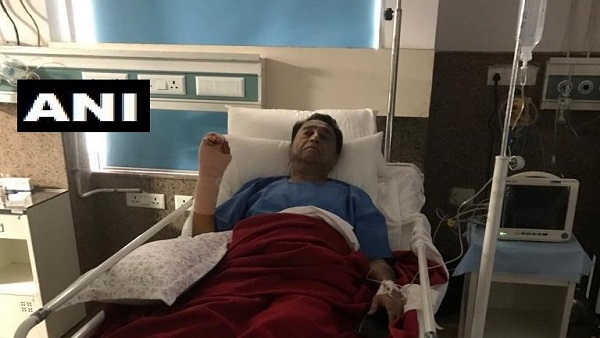 CM Kamal Nath admitted to Hamidia Hospital, had a trigger finger problem CM Kamal Nath admitted to Hamidia Hospital, had a trigger finger problem