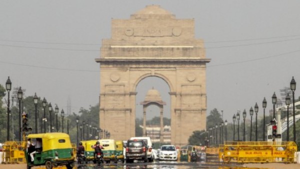 दिल्ली में बढ़ते तापमान की वजह बनी बारिश