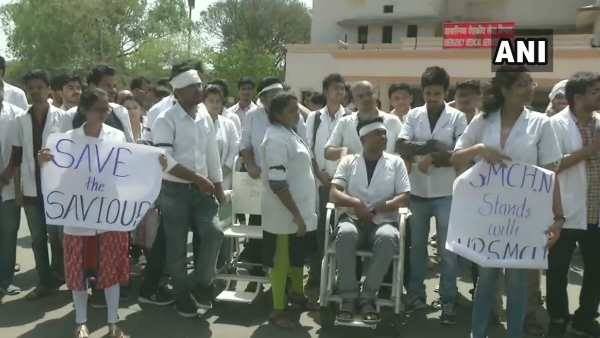 हड़ताली डॉक्टरों से काम पर लौटने की अपील