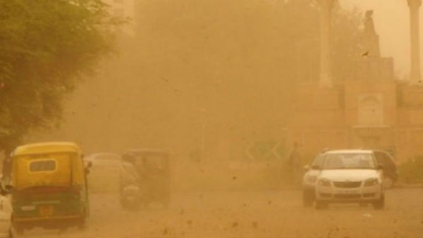 पिछले 48 घंटे से दिल्ली में भयानक लू चल रही है पिछले 48 घंटे से दिल्ली में भयानक लू चल रही है