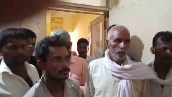 more than hundred a people suffered from food poisoning