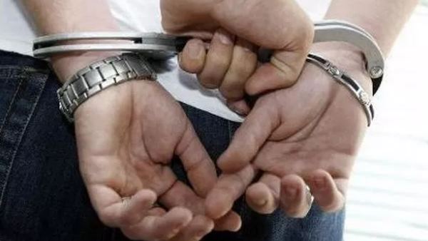 पकड़ सको तो पकड़ लो मुझे पकड़ सको तो पकड़ लो मुझे