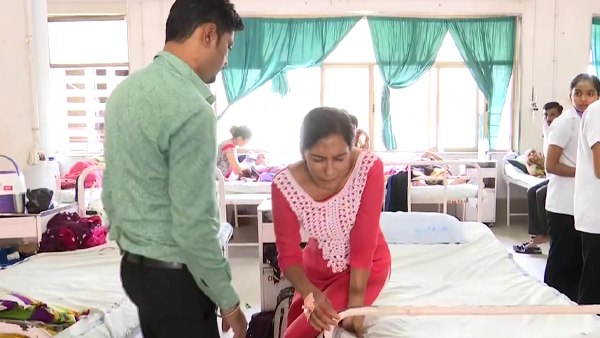 बात सुनने से पहले ही विधायक ने पीटना शुरू कर दिया