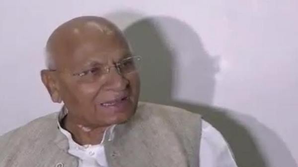 उपचुनाव में भाजपा ने आशा पटेल को टिकट दिया