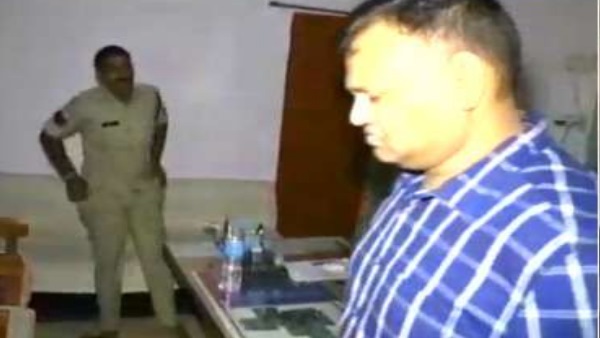 head Constable Catched Sleeping without pant During inspection