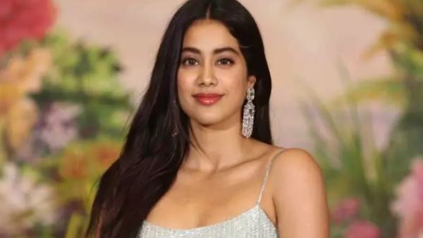 'धड़क' से किया था जाह्नवी कपूर ने डेब्यू 'धड़क' से किया था जाह्नवी कपूर ने डेब्यू