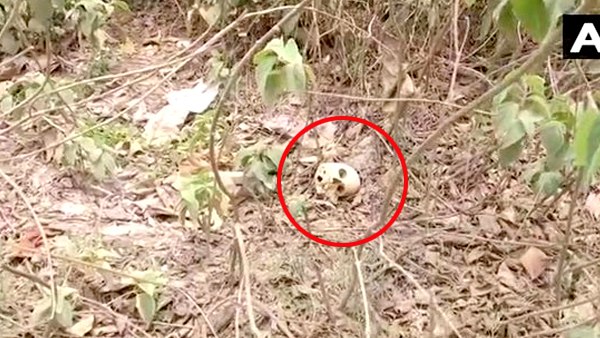 SKMCH के पिछले हिस्से में जंगल से बरामद हुए नरकंकाल