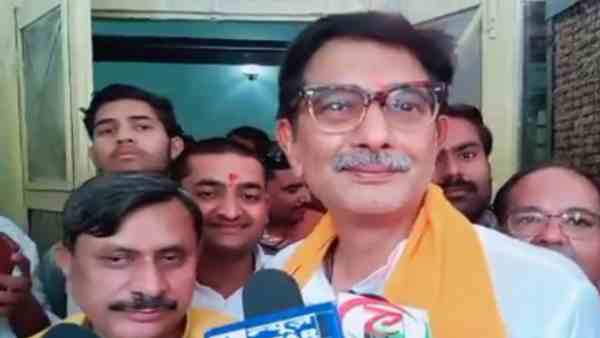 BJP workers agitation to meet MP 