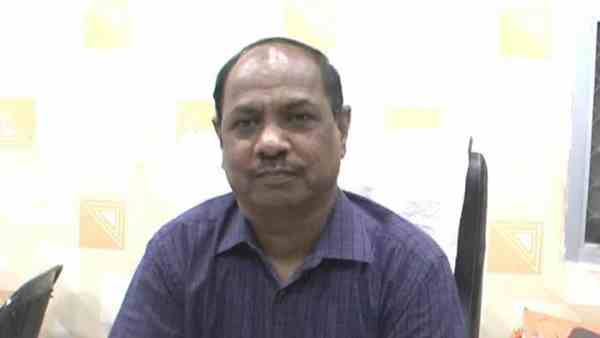 Clicking photos without a helmet will get five rupess by rto