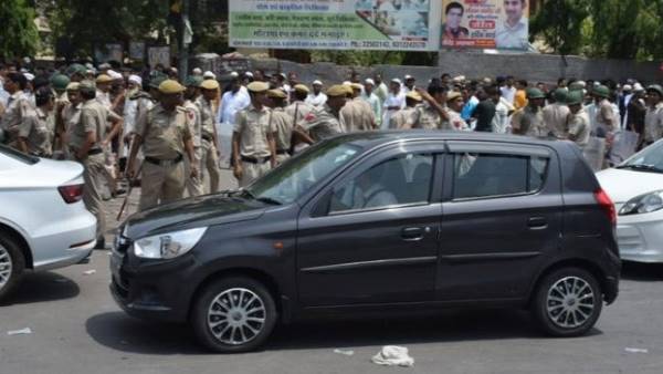 17 लोग अस्पताल में भर्ती