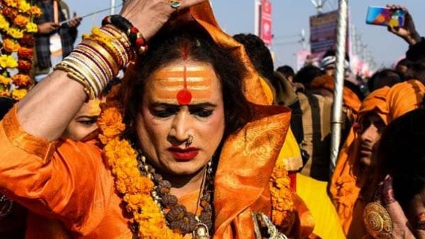 प्रसाद बोलकर खिलाया नशीला पदार्थ