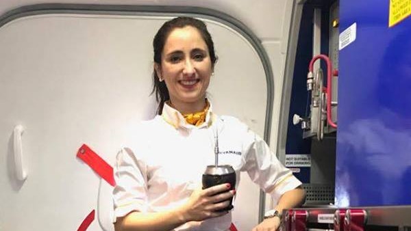 सेक्शुअल पोजीशन के बारे में अश्लील बातें करने लगे थे सेक्शुअल पोजीशन के बारे में अश्लील बातें करने लगे थे