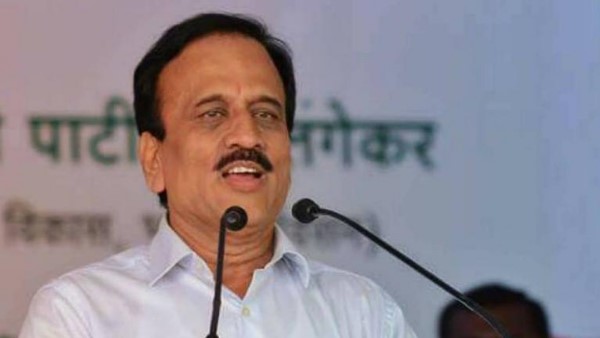 'कुछ ने फोन पर बात की है या फिर उन्होंने अपने संपर्क सूत्र मेरे पास भेजे' 'कुछ ने फोन पर बात की है या फिर उन्होंने अपने संपर्क सूत्र मेरे पास भेजे'