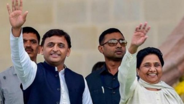 जिला प्रशासन पर फिर साधा निशाना