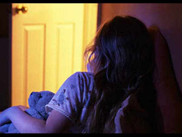 दिशानिर्देशों के अनुसार गोद लेने का कार्य किया जाता है दिशानिर्देशों के अनुसार गोद लेने का कार्य किया जाता है