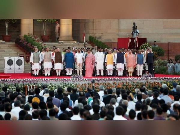 जुलाई में कैबिनेट का विस्तार होगा, तब फिर 2-3 गुजराती मंत्री बनेंगे