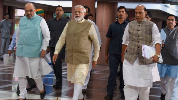 बीजेपी की नज़र हिन्दू वोट बैंक को मजबूत करने की बीजेपी की नज़र हिन्दू वोट बैंक को मजबूत करने की